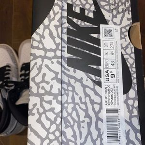 Size 9.5 - Jordan 1 Retro OG High White Cement